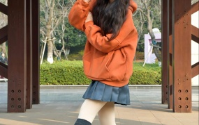 045/小朱~《元气满满》希望大家都能轻松拥有活力满满的一天。