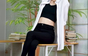 224/嘻嘻~《随性飒爽》利落身姿里的清爽与温柔。