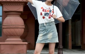 233/甜甜~《雨天独白》青春里湿漉漉的美好。