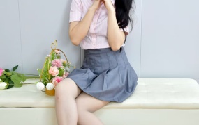 249/星星~《职场甜妹》粉灰配色,演绎灵动职场少女风。