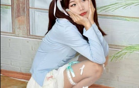 259/阿若~《甜系突围》跳出高冷框架,甜妹风的柔软重启。