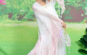 268/甜甜~《扇舞流光》来欣赏一下这优美的舞姿吧。