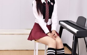 296/小九~《黑靴琴韵》艺术生的学院风随想。