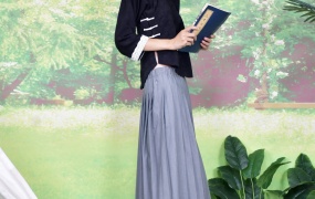 317/小千~《袜鞋添俏》肉袜蒲扇书卷气,一篮向日葵点亮清新感。